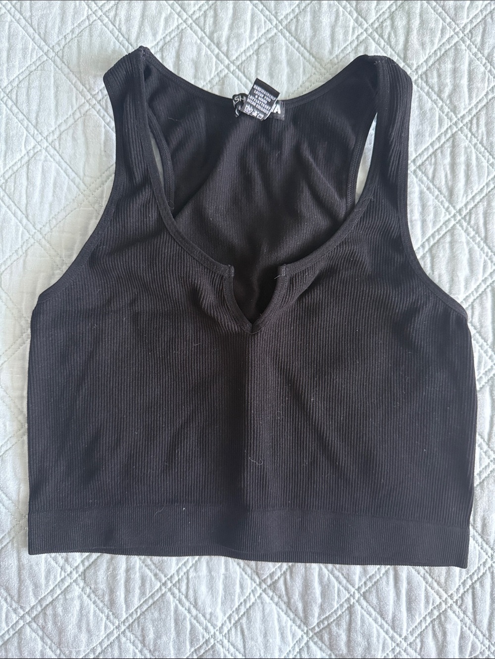 Fashion Nova Black Ribbed V-Notch Crop Tank